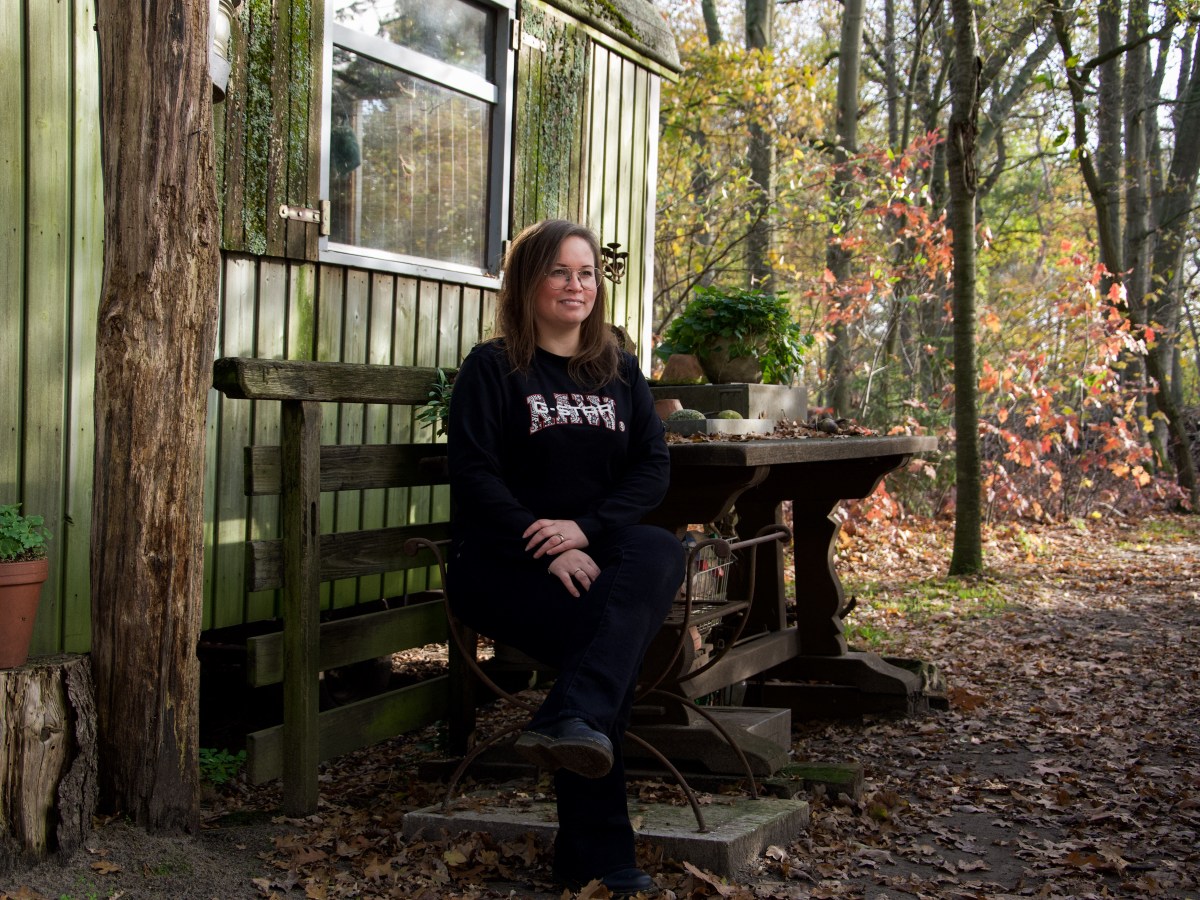 Tiara schreef het kinderboek “De avonturen van Piepmuis, op bezoek bij Anna de&nbsp;Koe”